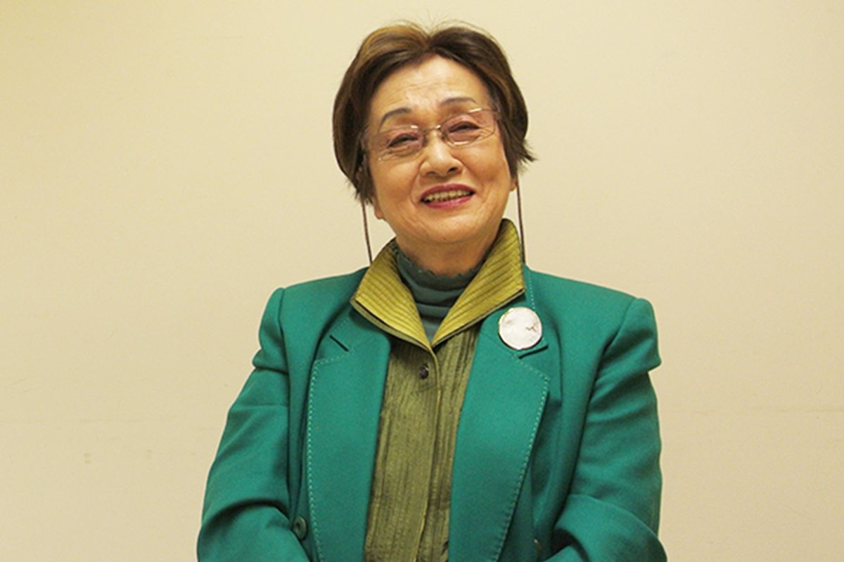 日展の評議員の先生にいただいたものになります 第70回日書展受賞者 名和玉芳先生 インタビュー | Sunstar Group